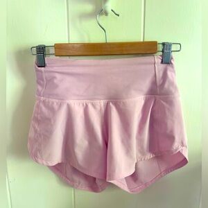 Lululemon speed up 2.5 shorts size 2 milkshake pink